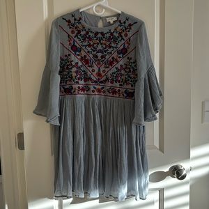 Umgee Floral Embroidered Bell Sleeve Dress Color Gray Boho Size S